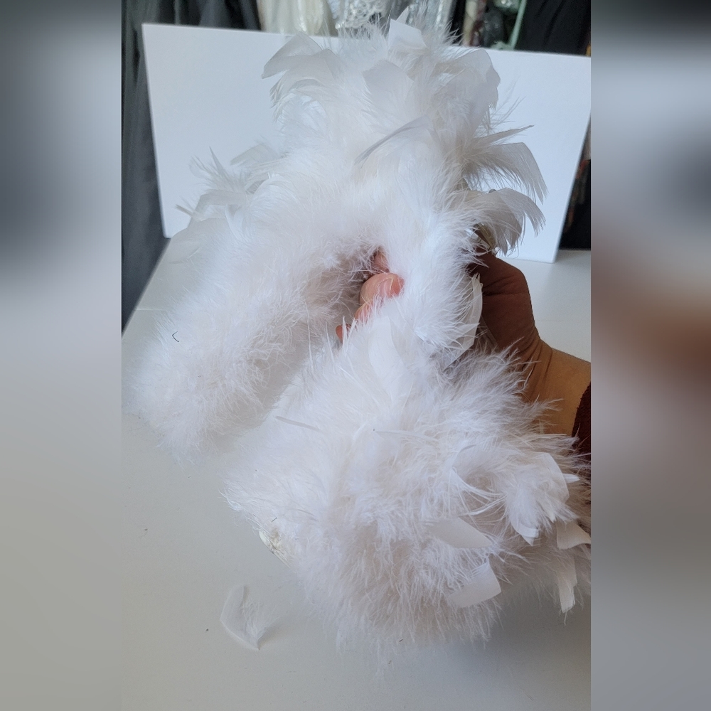 Pleaser 7in feather heels